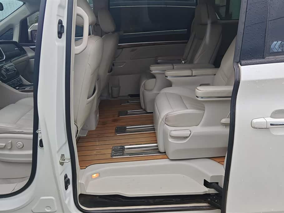 Trumpchi Trumpchi M8