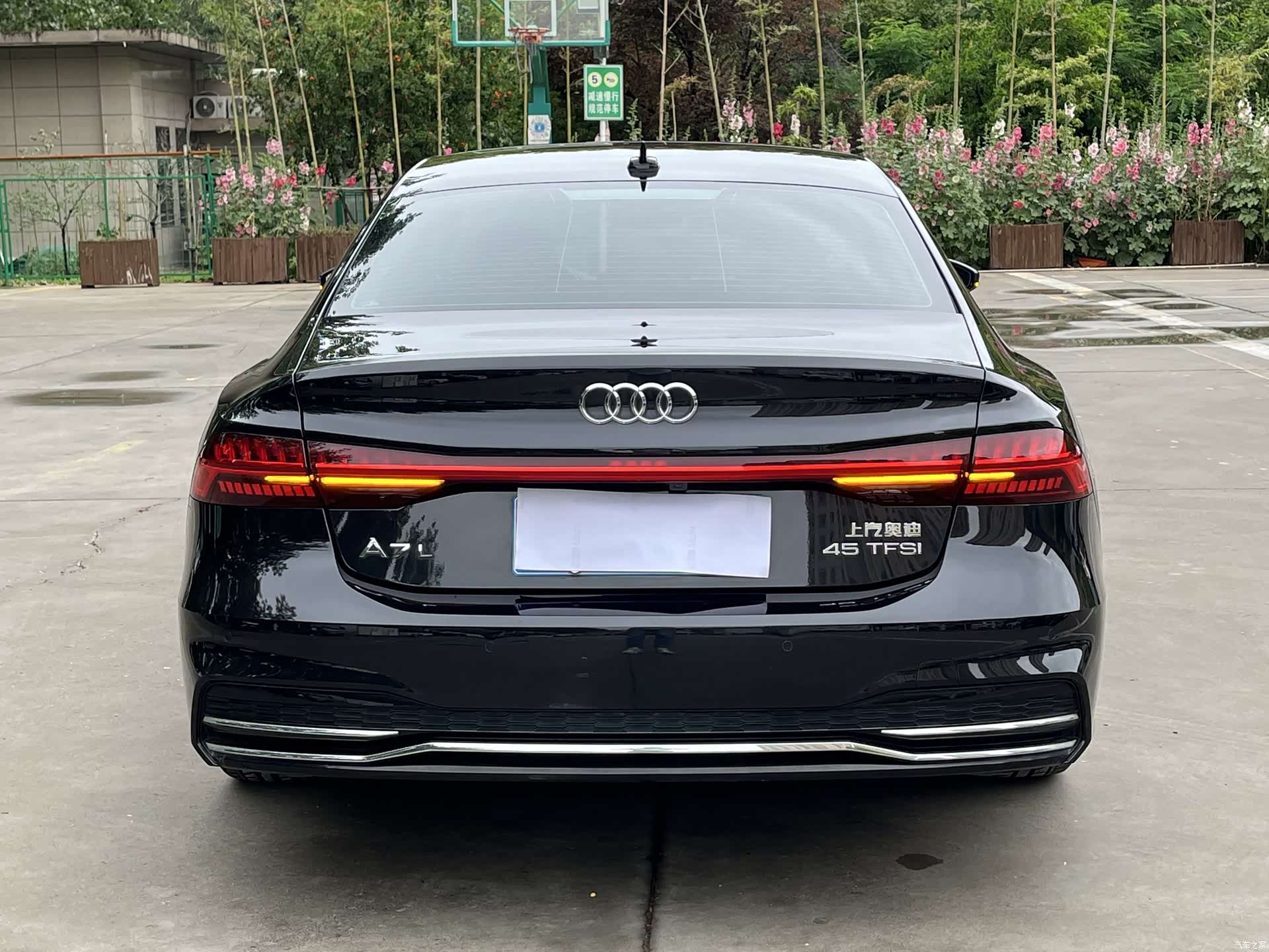 Audi A7L, 2024 4