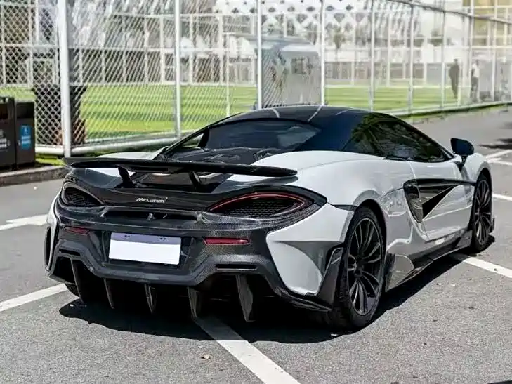 McLaren 570