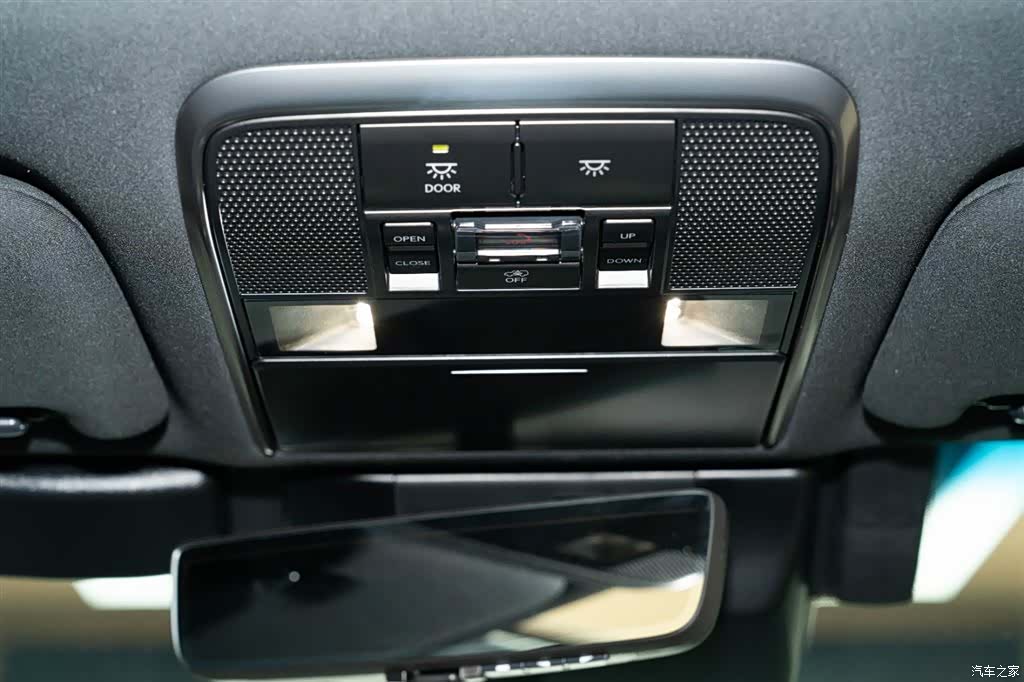 Lexus LX, 2025 13