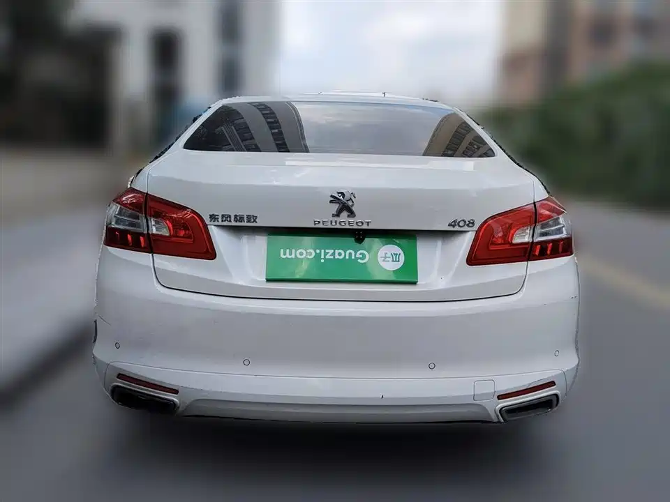 Peugeot 408