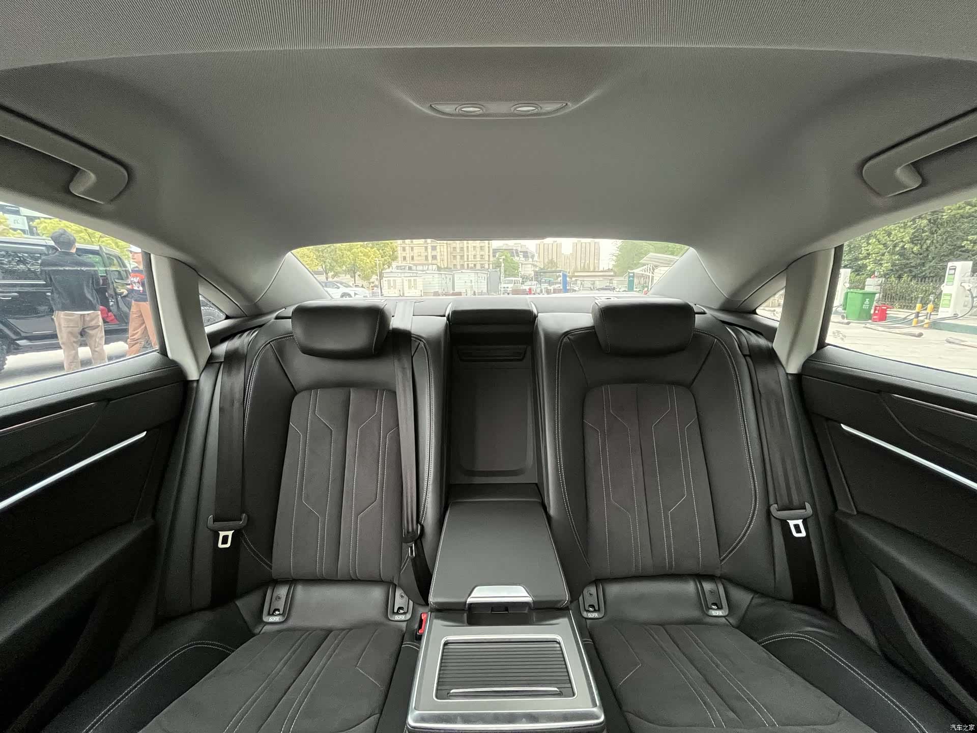 Audi A7L, 2024 7