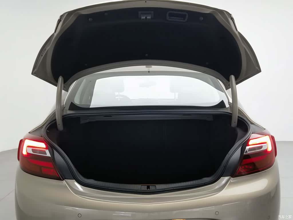 Buick Regal, 2015 16
