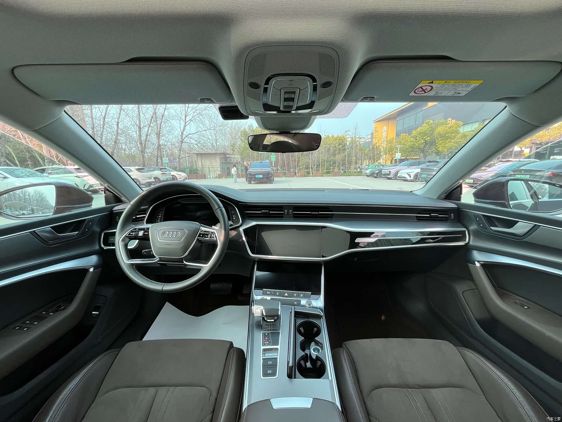 Audi A7L, 2024 11