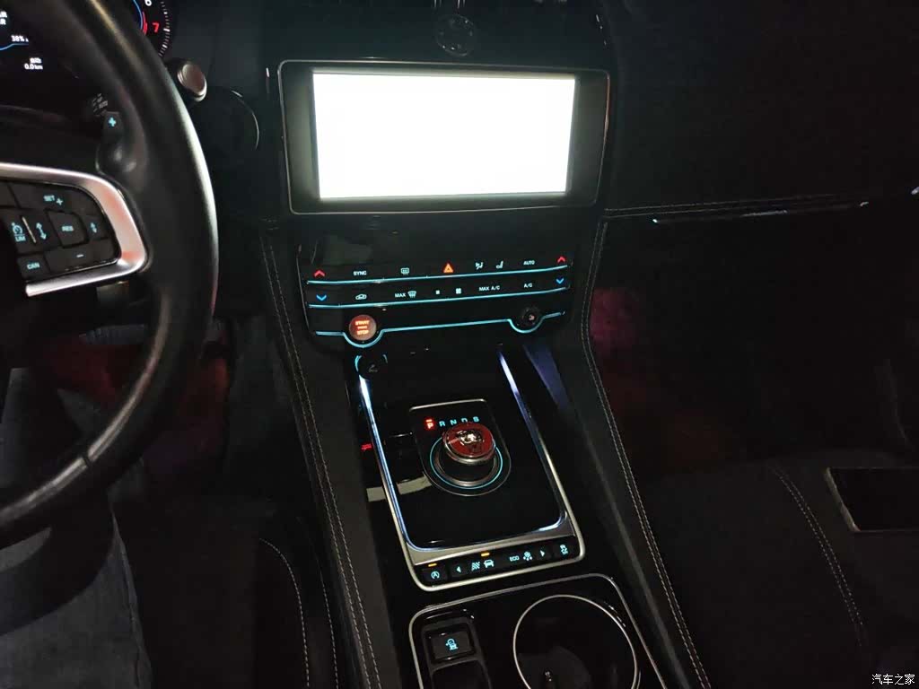 Jaguar F-PACE, 2017 6