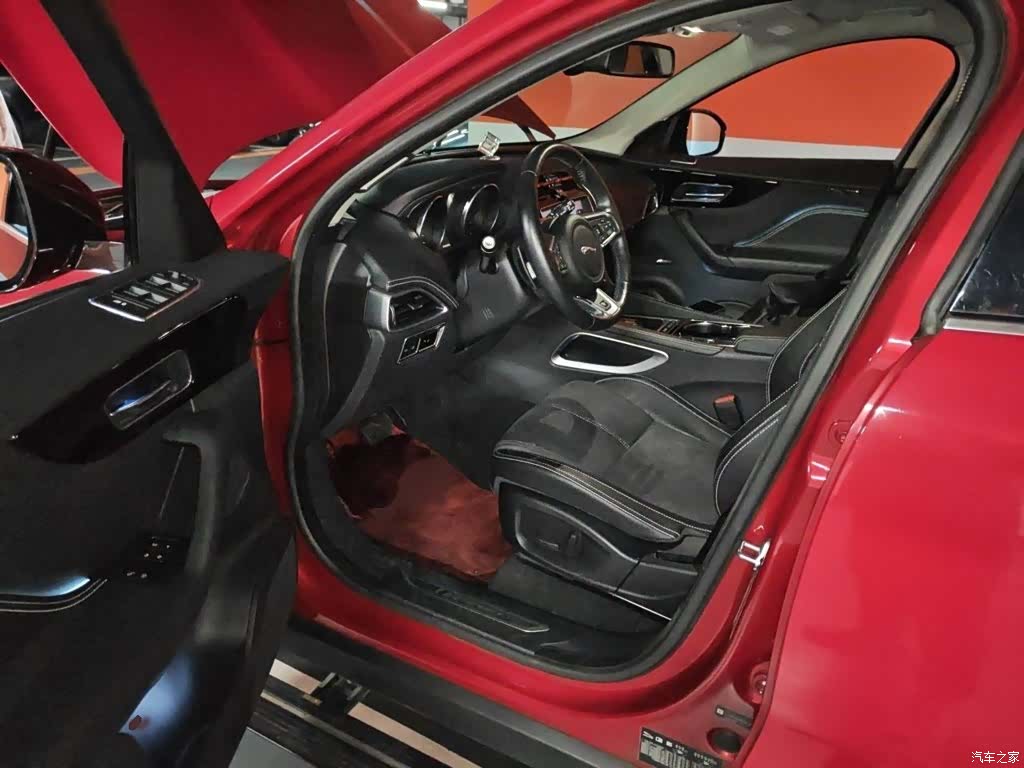 Jaguar F-PACE, 2017 14