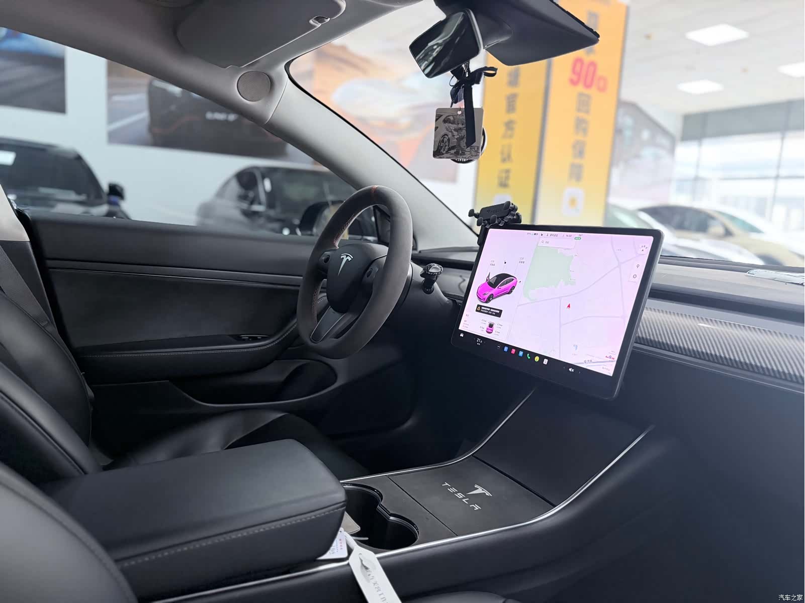 Tesla Model 3, 2020 13