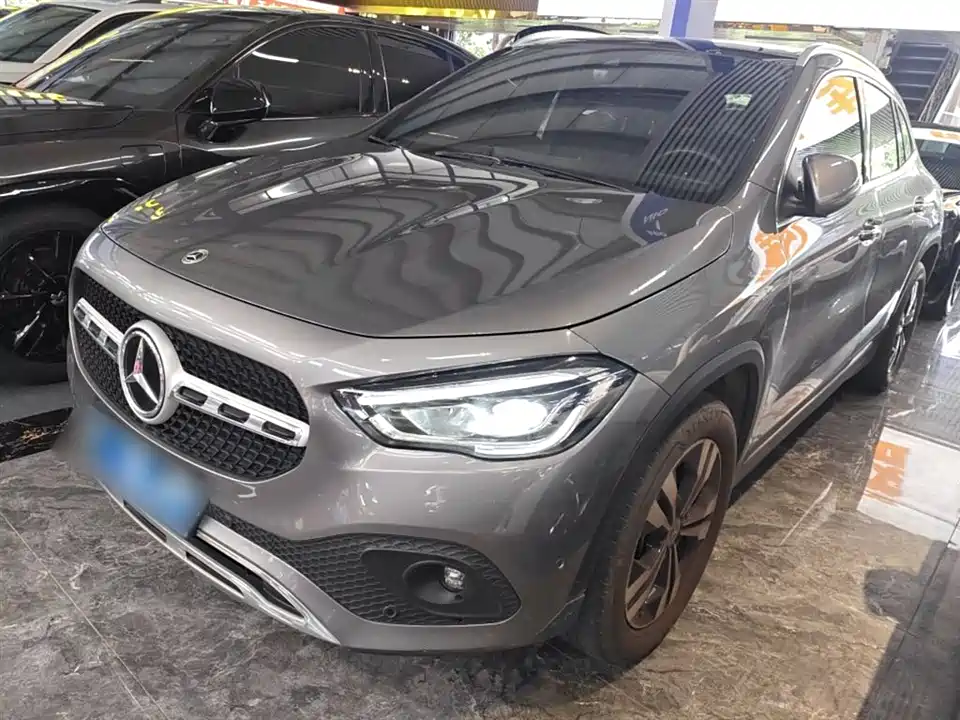 Mercedes-Benz GLA