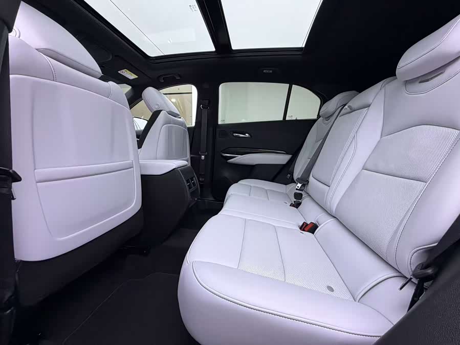 Cadillac XT4 2024, фото 9