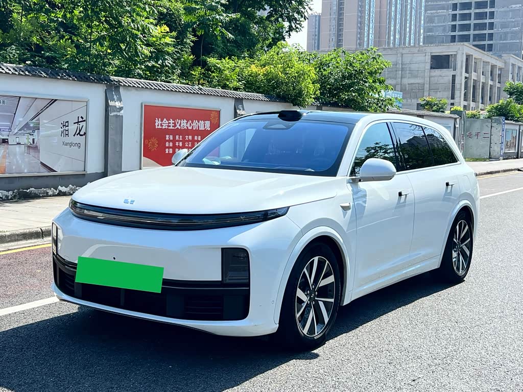 Li Auto L7