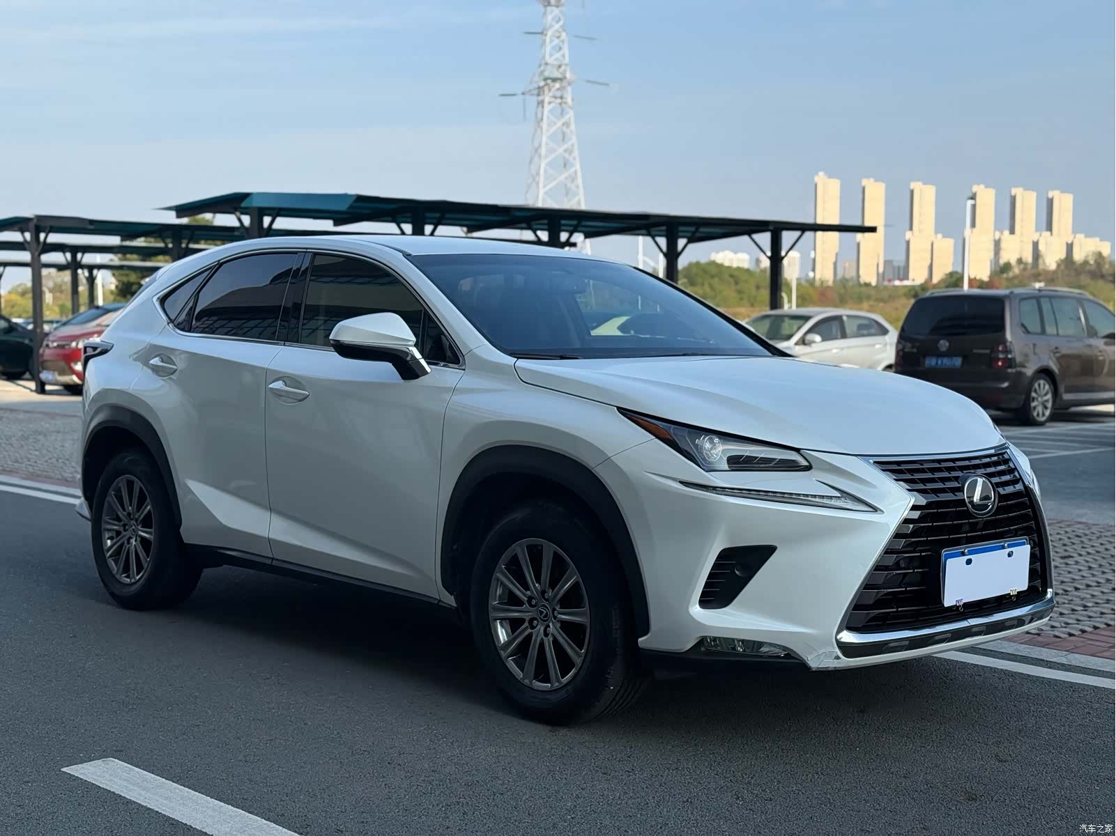 Lexus NX, 2018 3