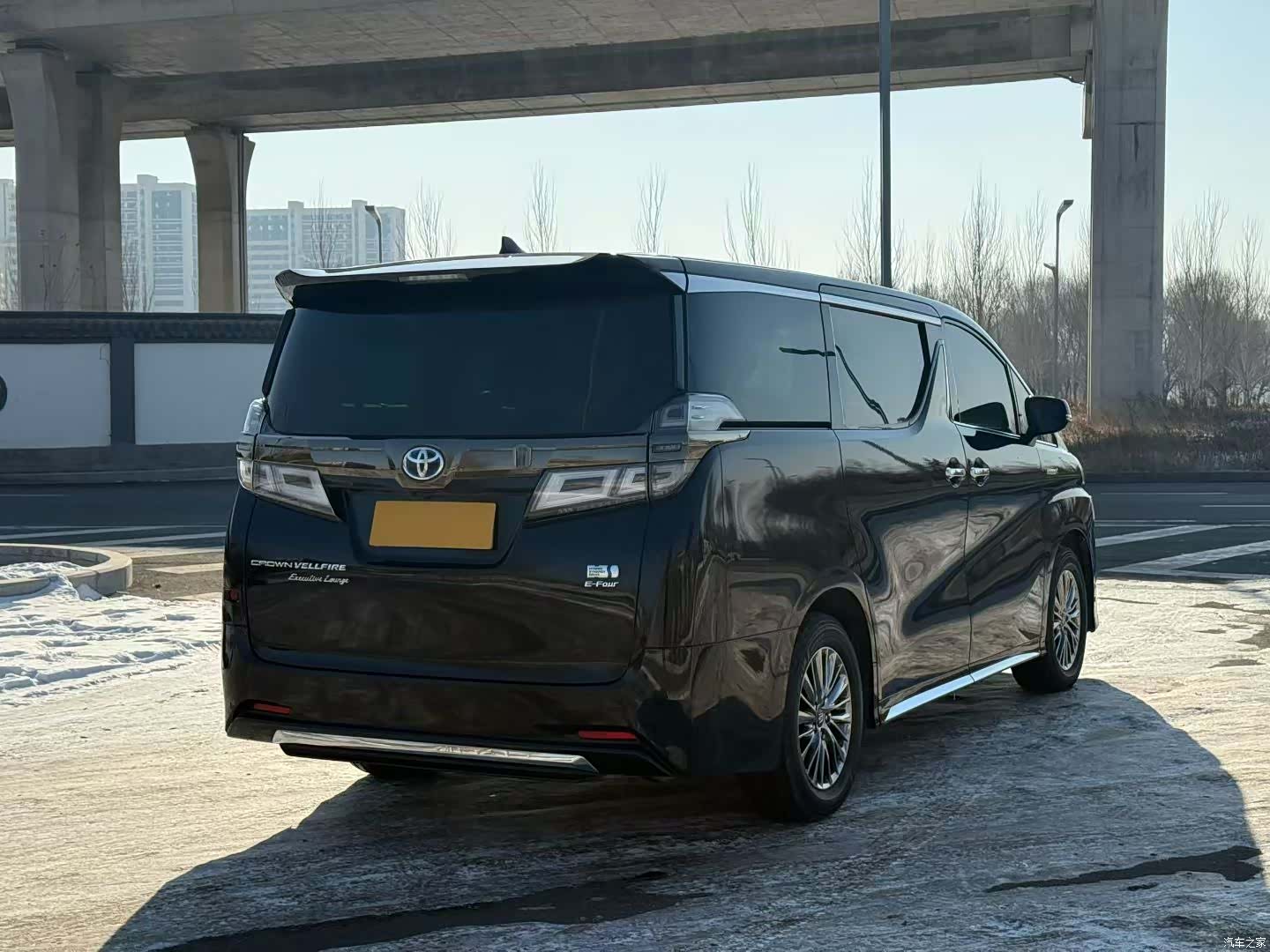 Toyota Vellfire, 2023 6
