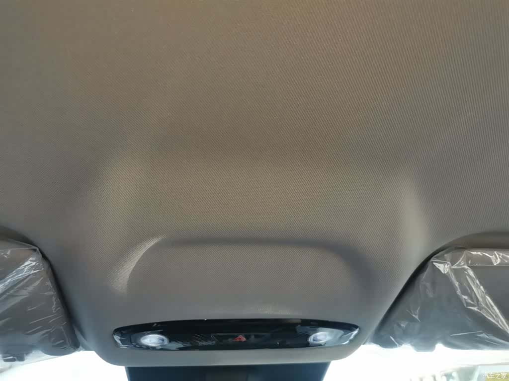 Geely Galaxy E5, 2026 18