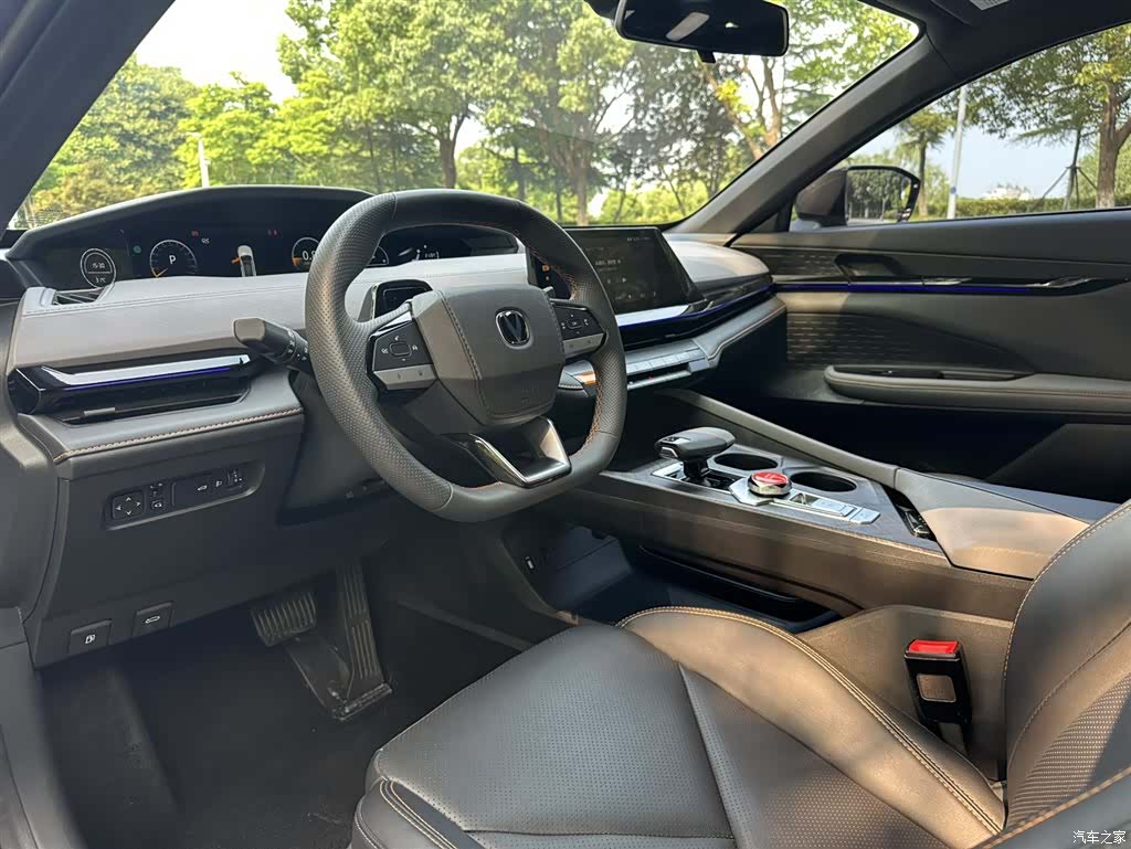 Changan UNI-V, 2023 16