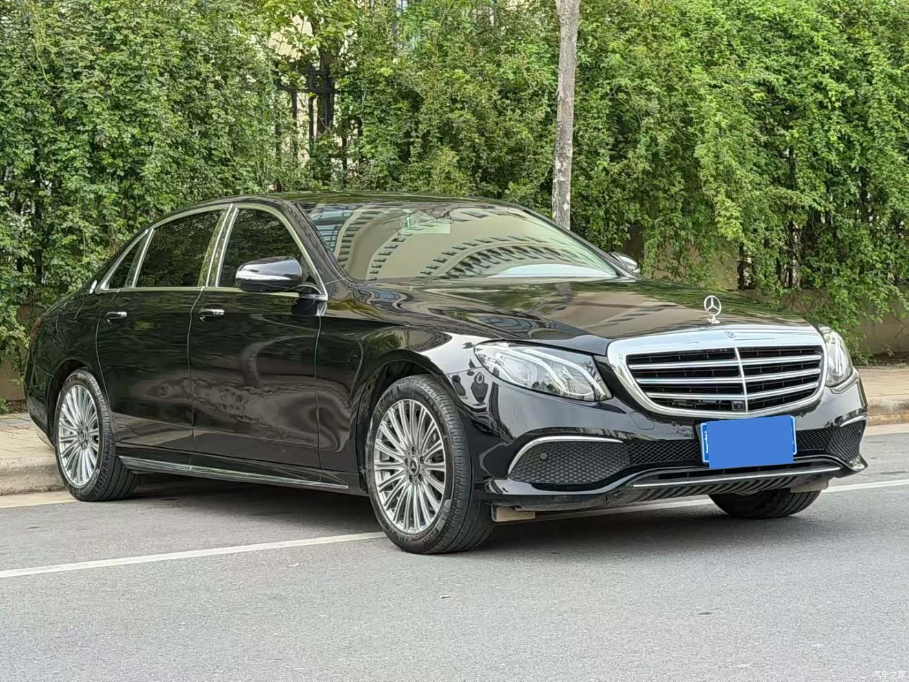 Mercedes-Benz E-Class, 2020 3