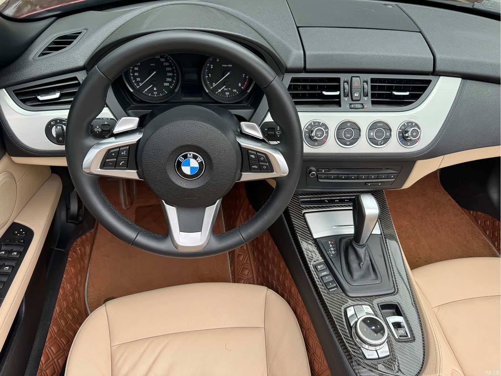 BMW Z4, 2011 все фото
