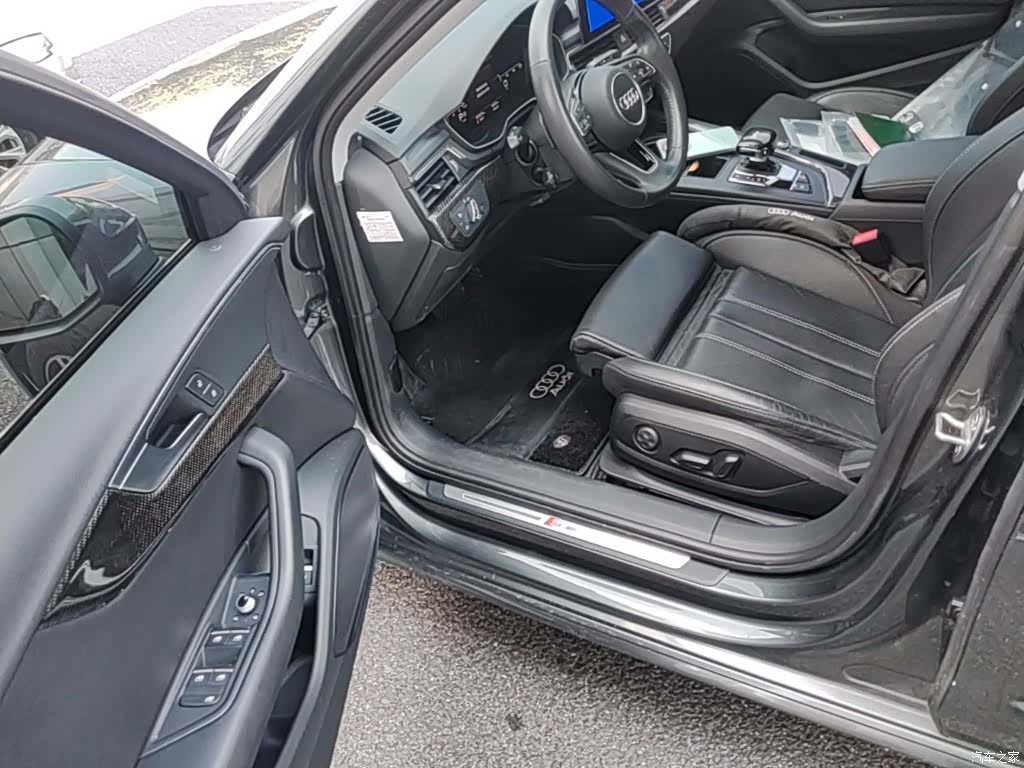 Audi A4L, 2021 23