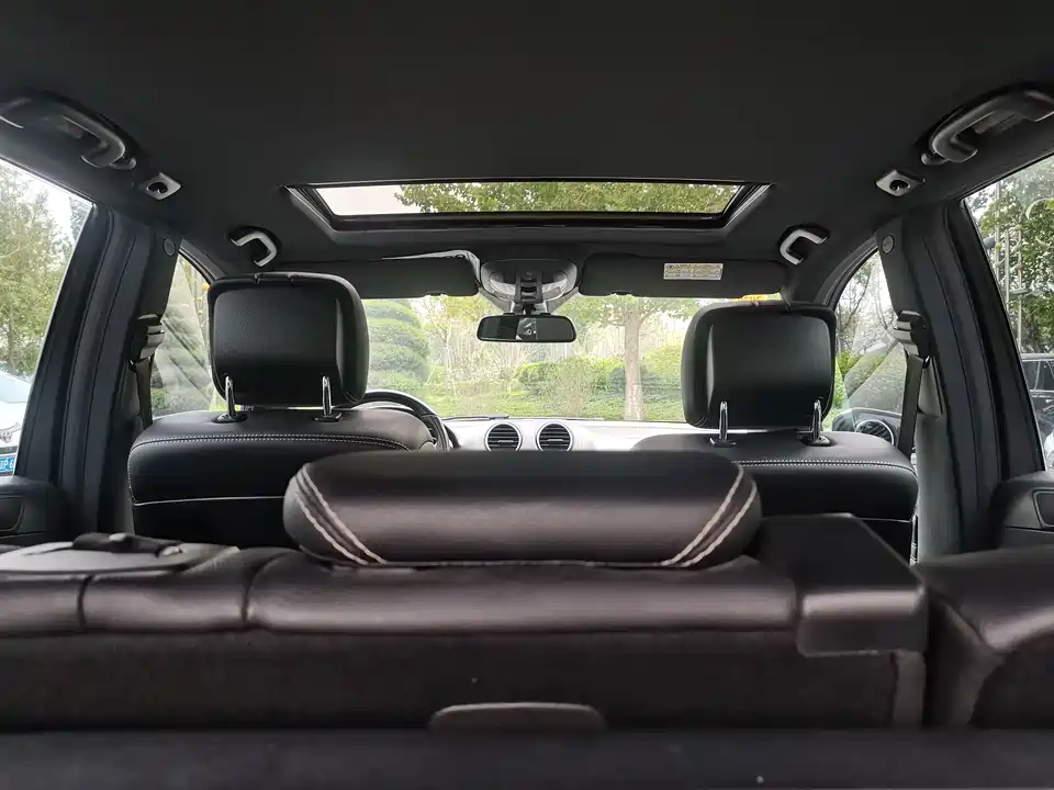 Mercedes-Benz M class