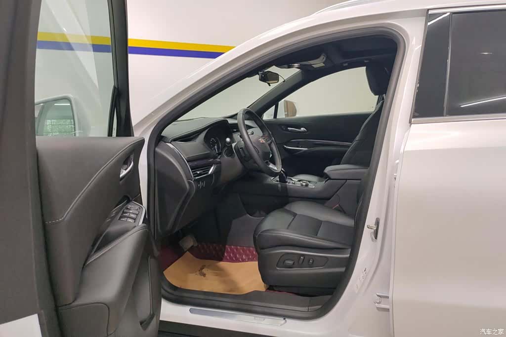 Cadillac XT4, 2021 9
