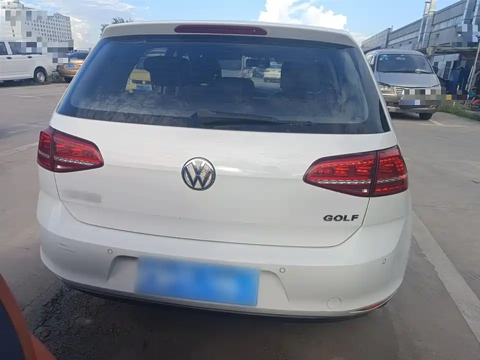 Volkswagen golf
