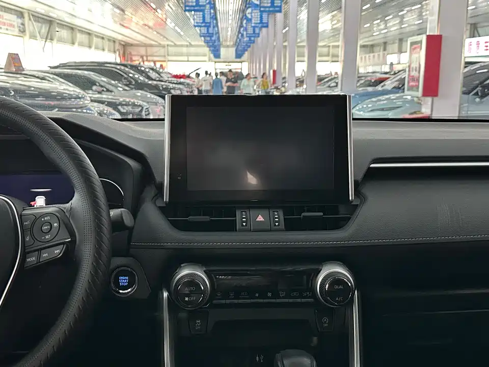 Toyota RAV4 Rongfang