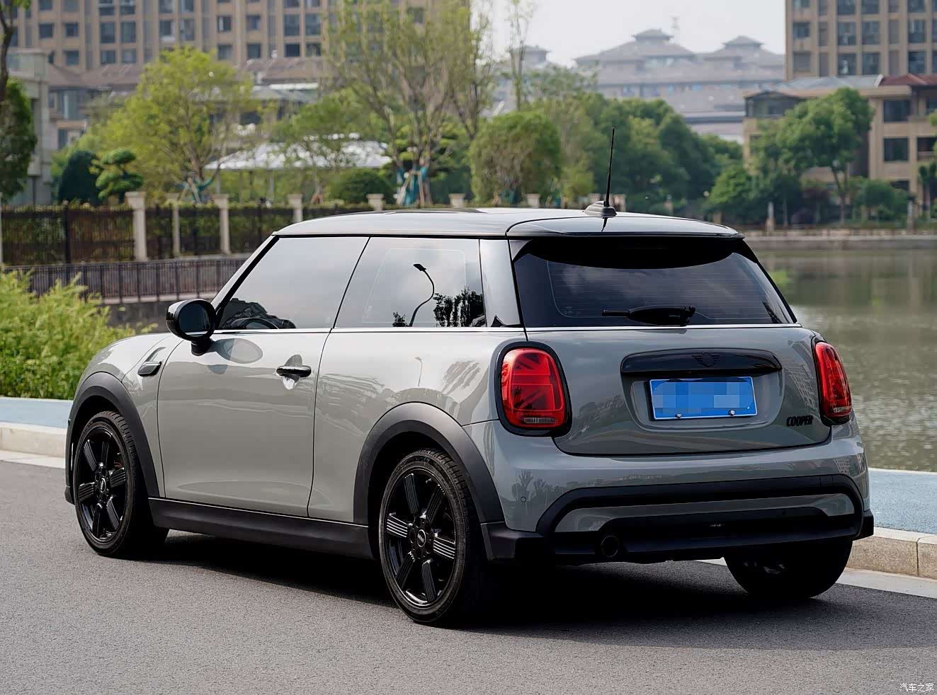 Mini Cooper, 2022 3