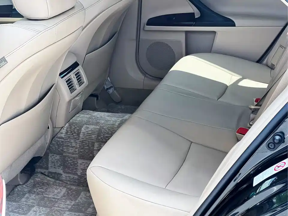 Toyota Reiz Toyota Reiz