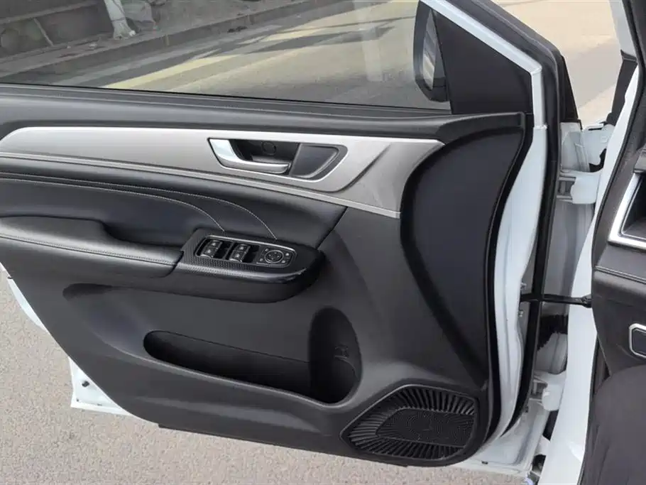 Haval M6 Haval M6