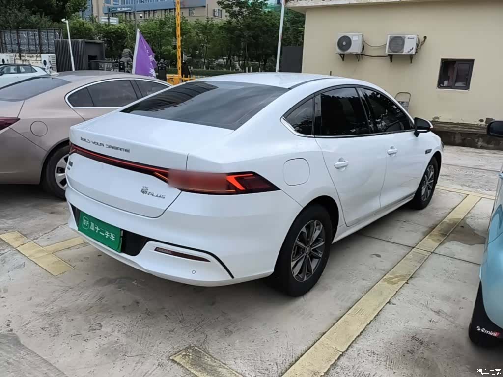 BYD Qin, 2023 все фото