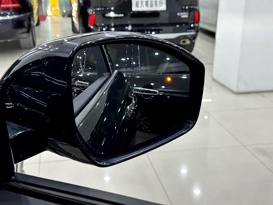 Land Rover Discover sports