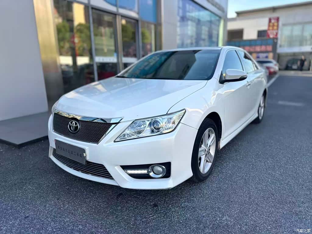 Toyota Camry, 2014 1