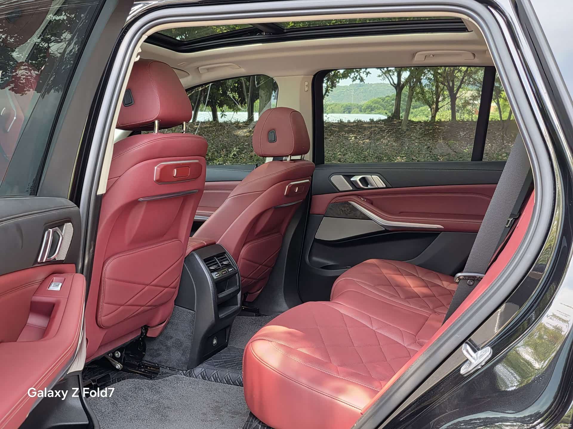 BMW X5, 2025 10