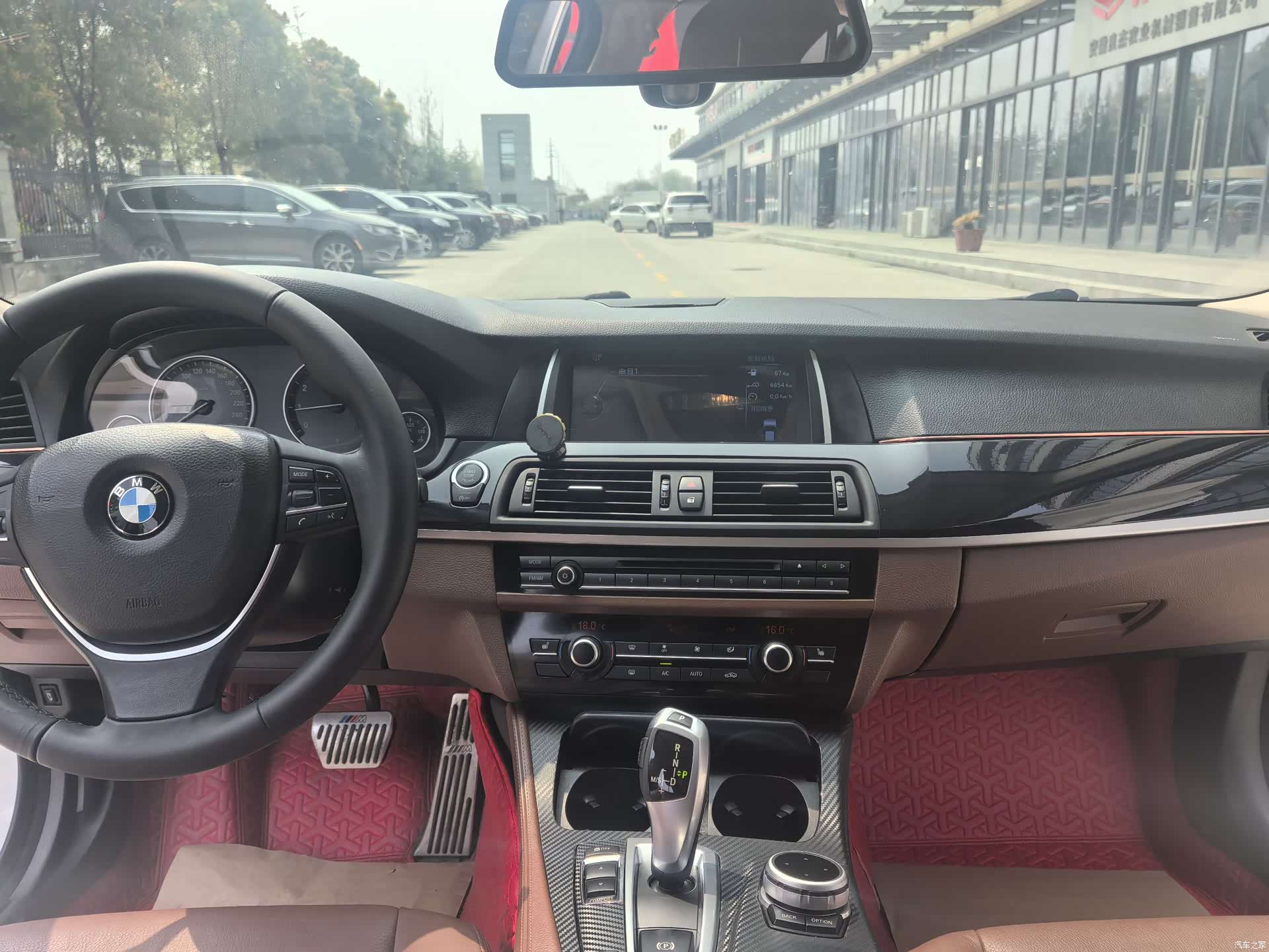 BMW 5 Series, 2016 21