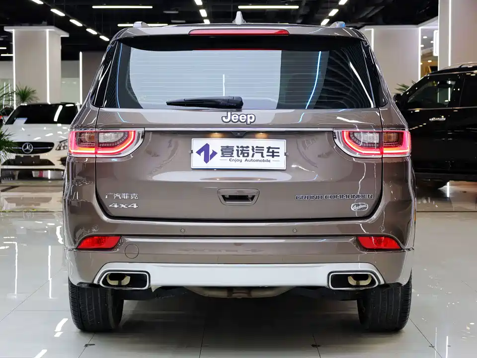 Jeep Grand Commander