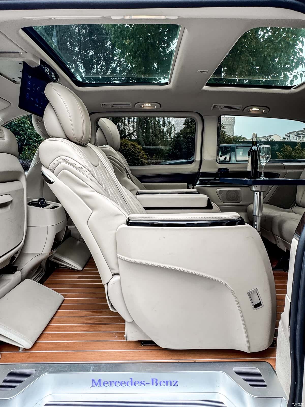 Mercedes-Benz V-Class, 2021 23