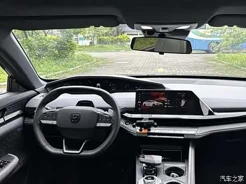 Changan UNI-V, 2022 4