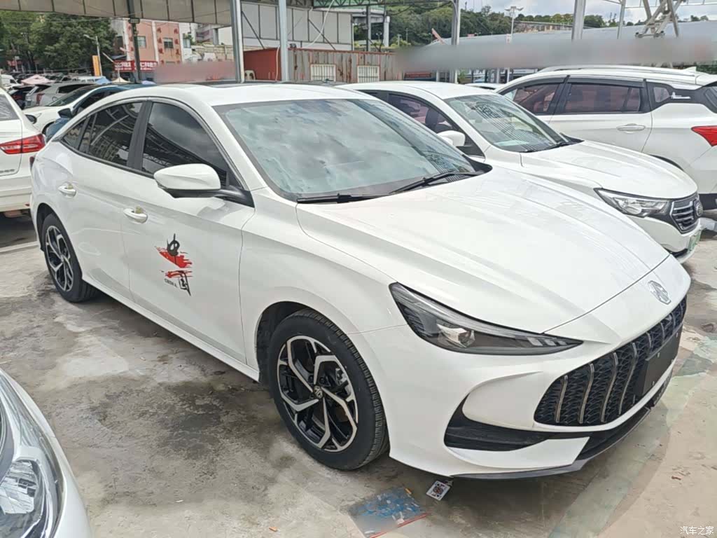 MG MG5, 2025 4