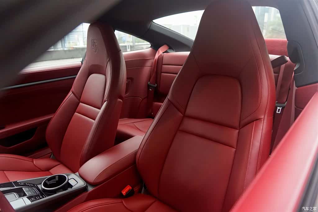 Porsche 911, 2024 18