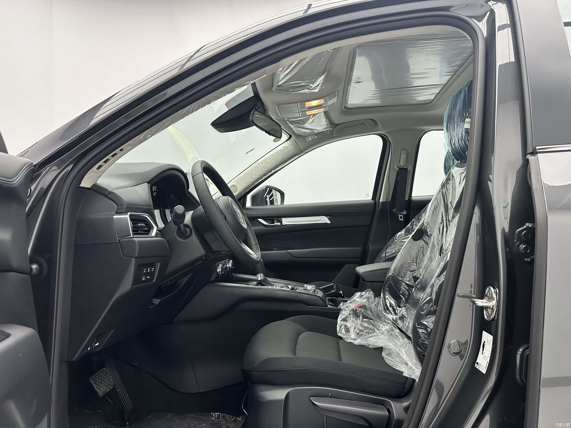 Mazda CX-5, 2026 все фото