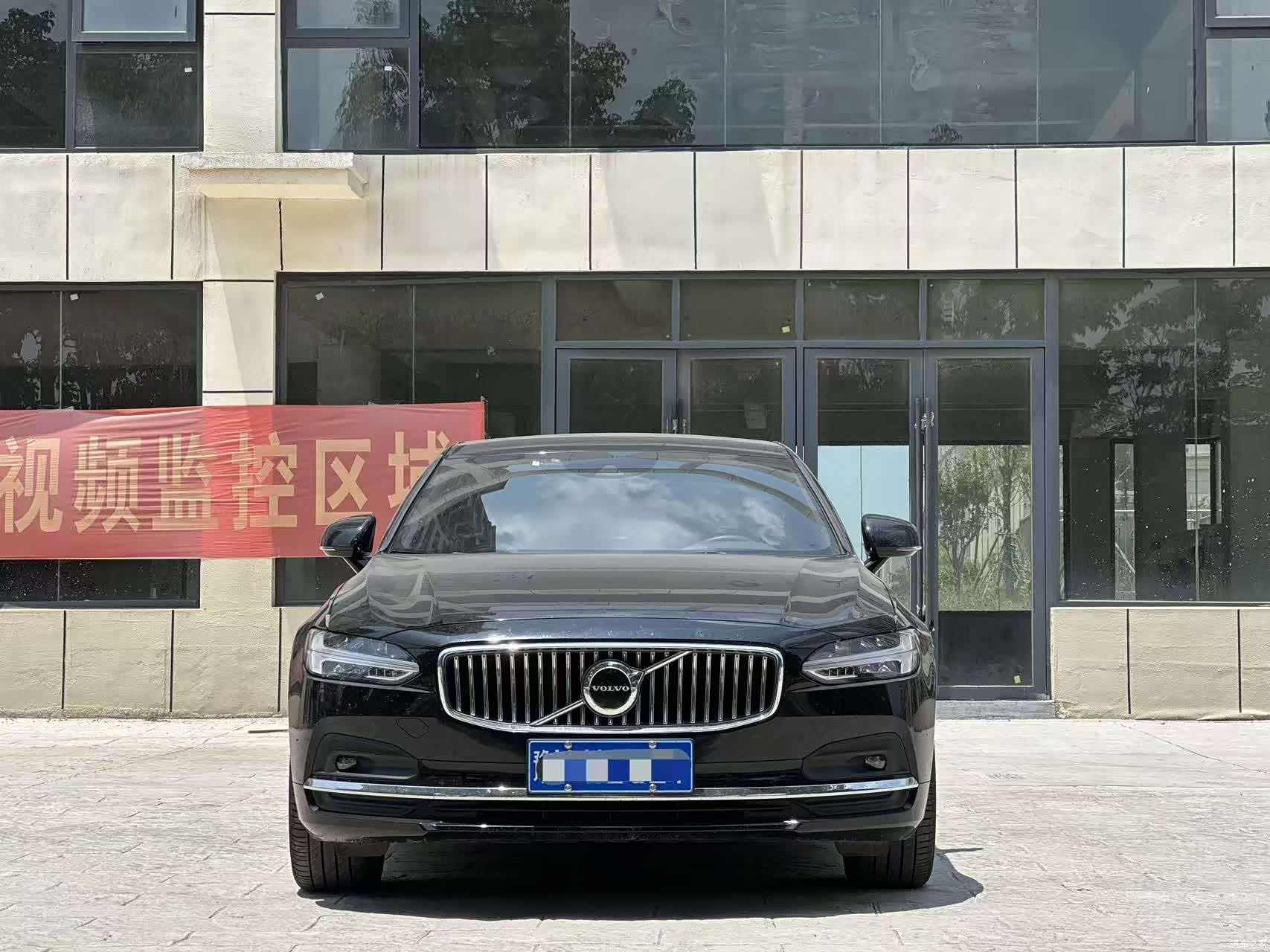Volvo S90, 2021 все фото