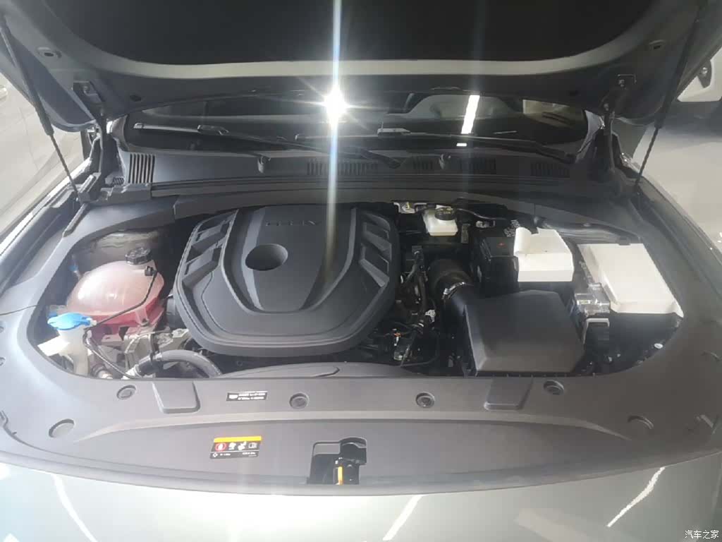 Geely Preface, 2025 20