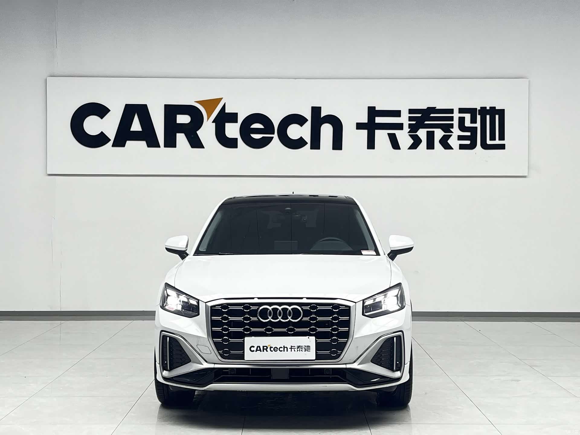 Audi Q2L, 2024 2