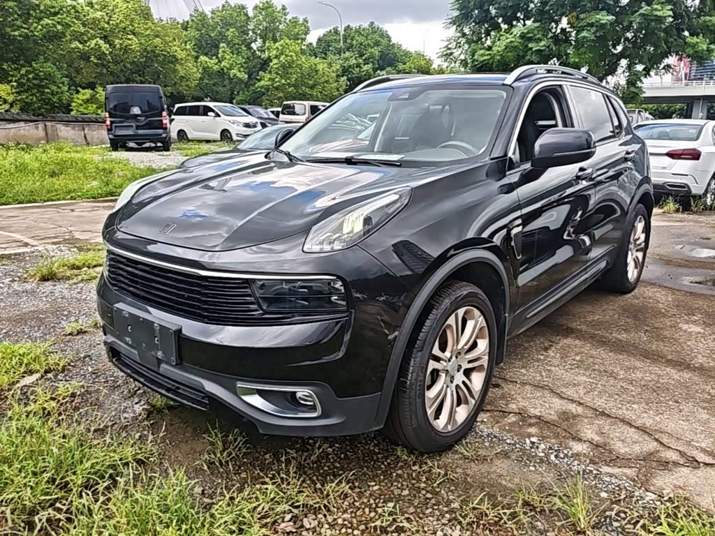 Lynk & Co 01 2017 2.0T Pro