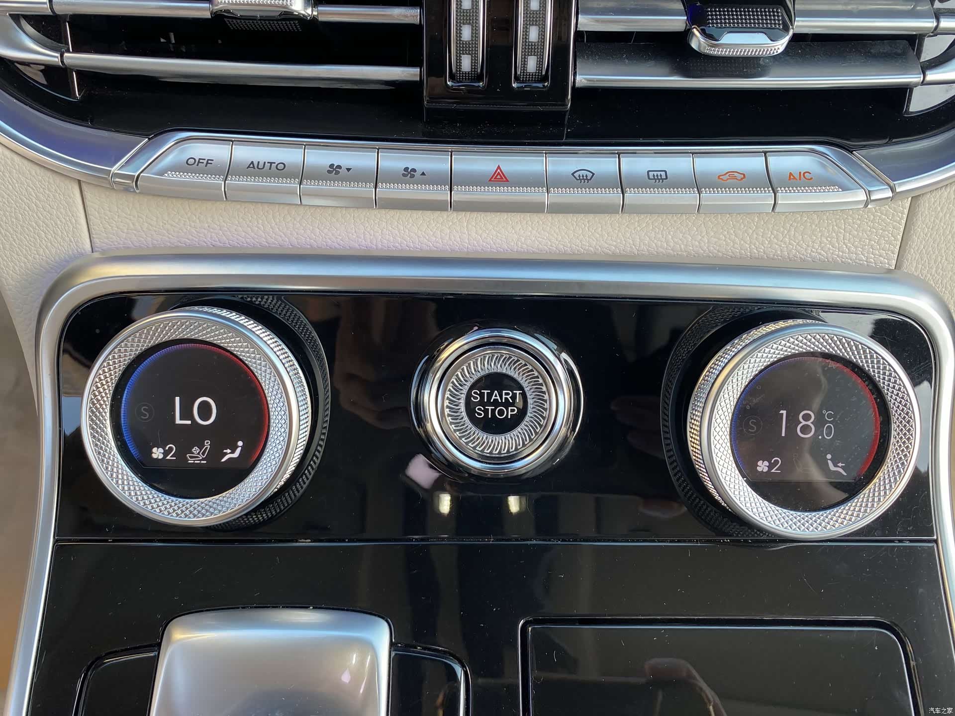 Hongqi H9, 2022 12