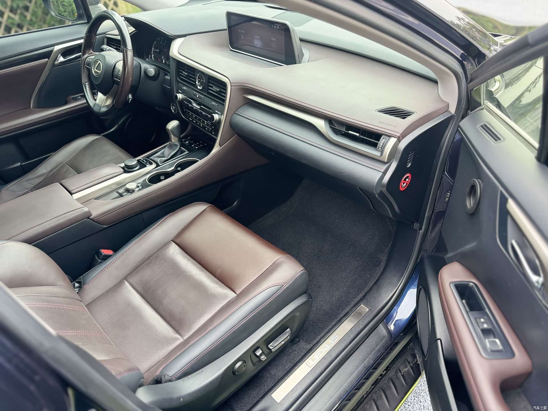 Lexus RX, 2018 11