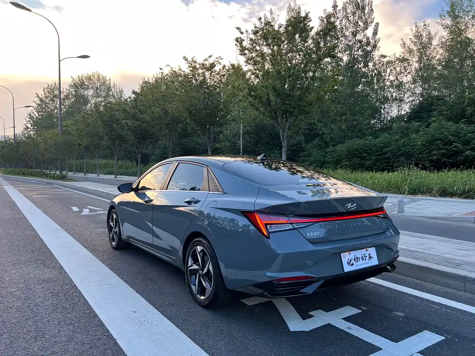 Hyundai Elantra Hyundai Elantra