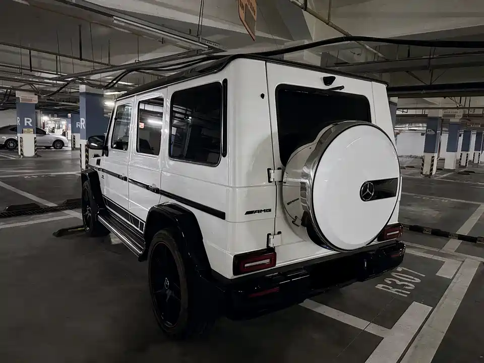Mercedes-Benz G-class