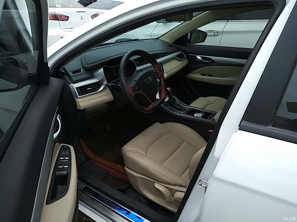 Geely Emgrand, 2019 15