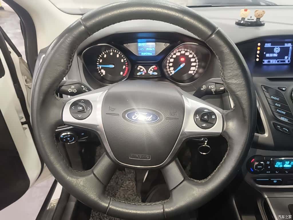 Ford Focus, 2014 11