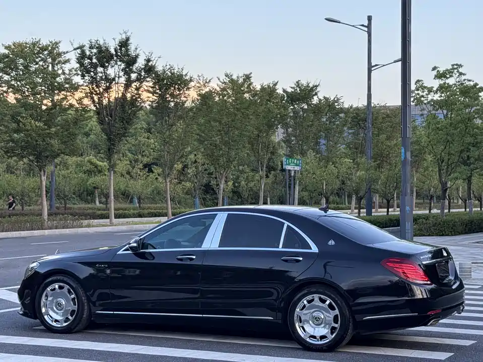 Mercedes-Benz S-class Mercedes-Benz S-class